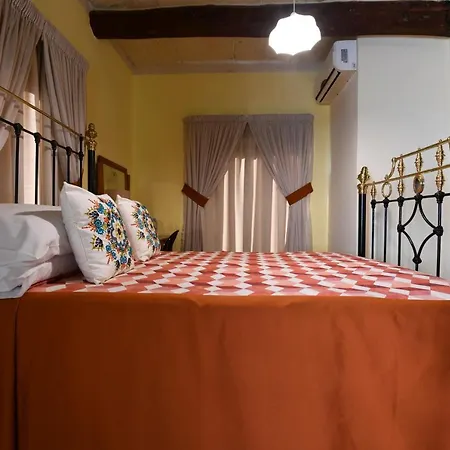 Maria Giovanna Nocleg ze śniadaniem 4*